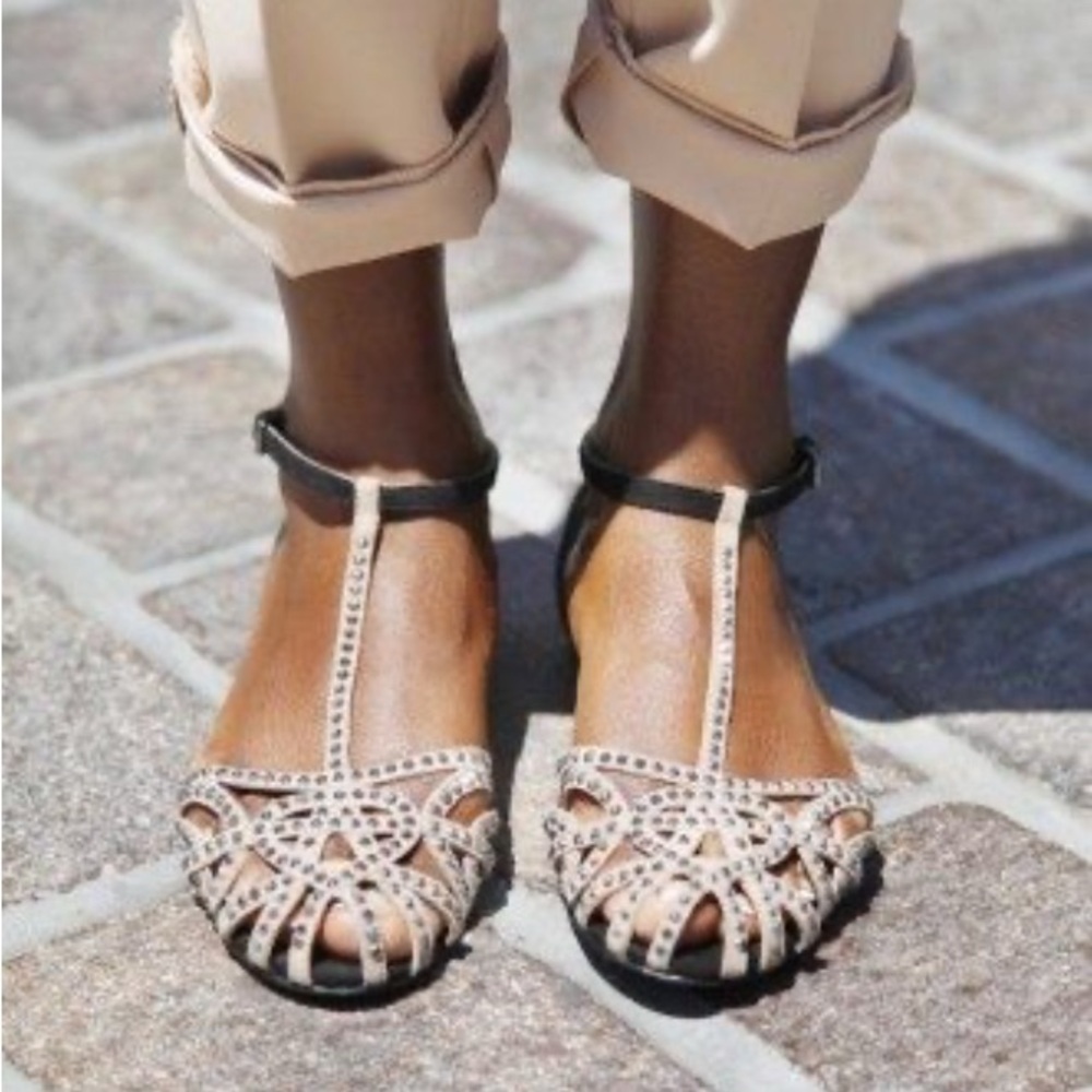 Maurices Trixie T-Strap Flats Shoes Size 10 Beige Cut Out Bejeweled New with Box